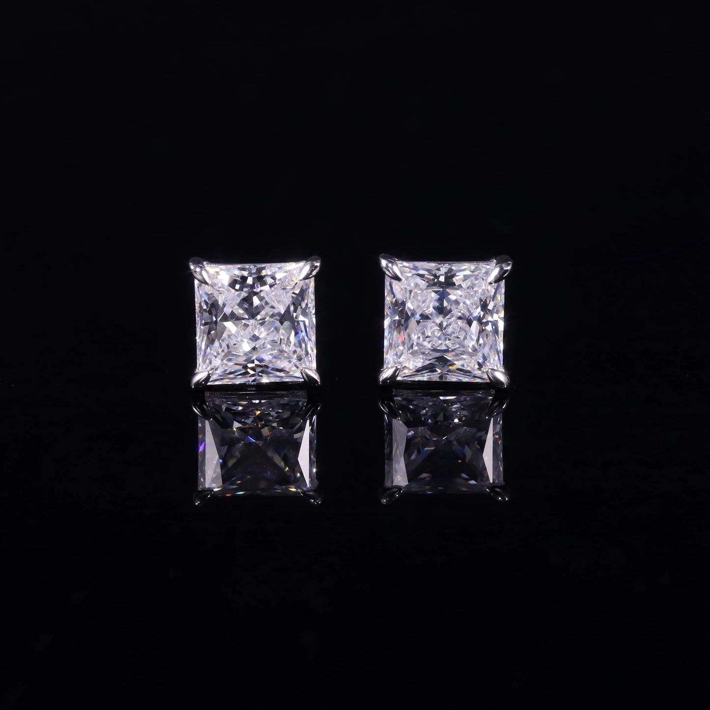 GEM'S BALLET 0.4 - 3.0CT D Color Classic Claw Prong Princess Cut