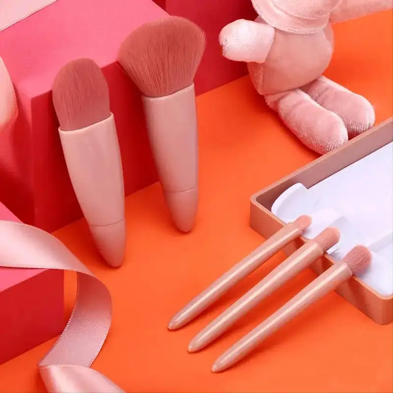 Five Piece Wool Fiber Makeup Brush Set Flawless Finish