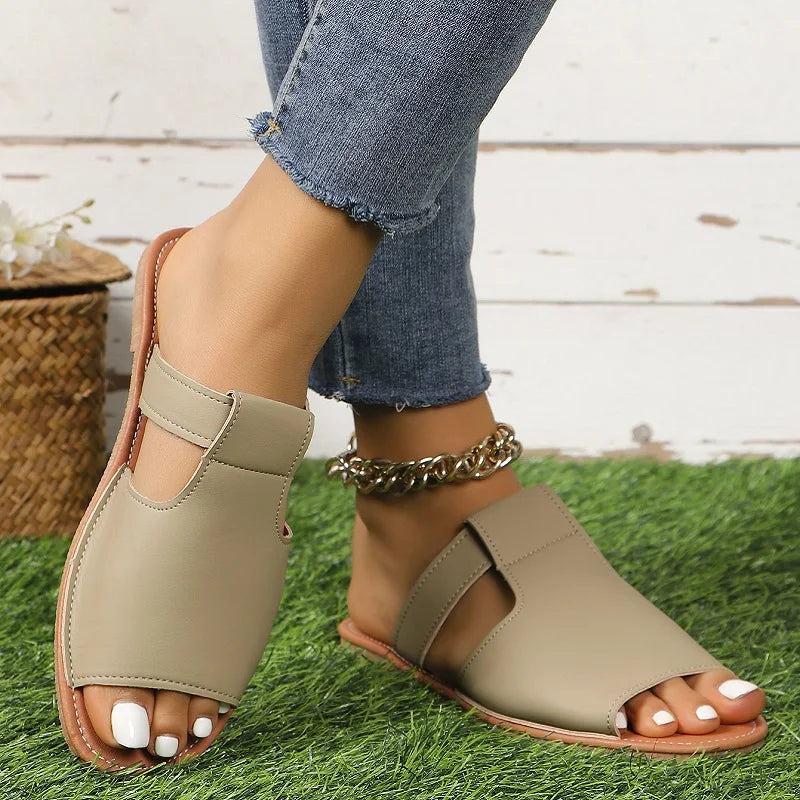 2024 Summer Slippers Women Flat Luxury Outdoor Beach Flip Flops