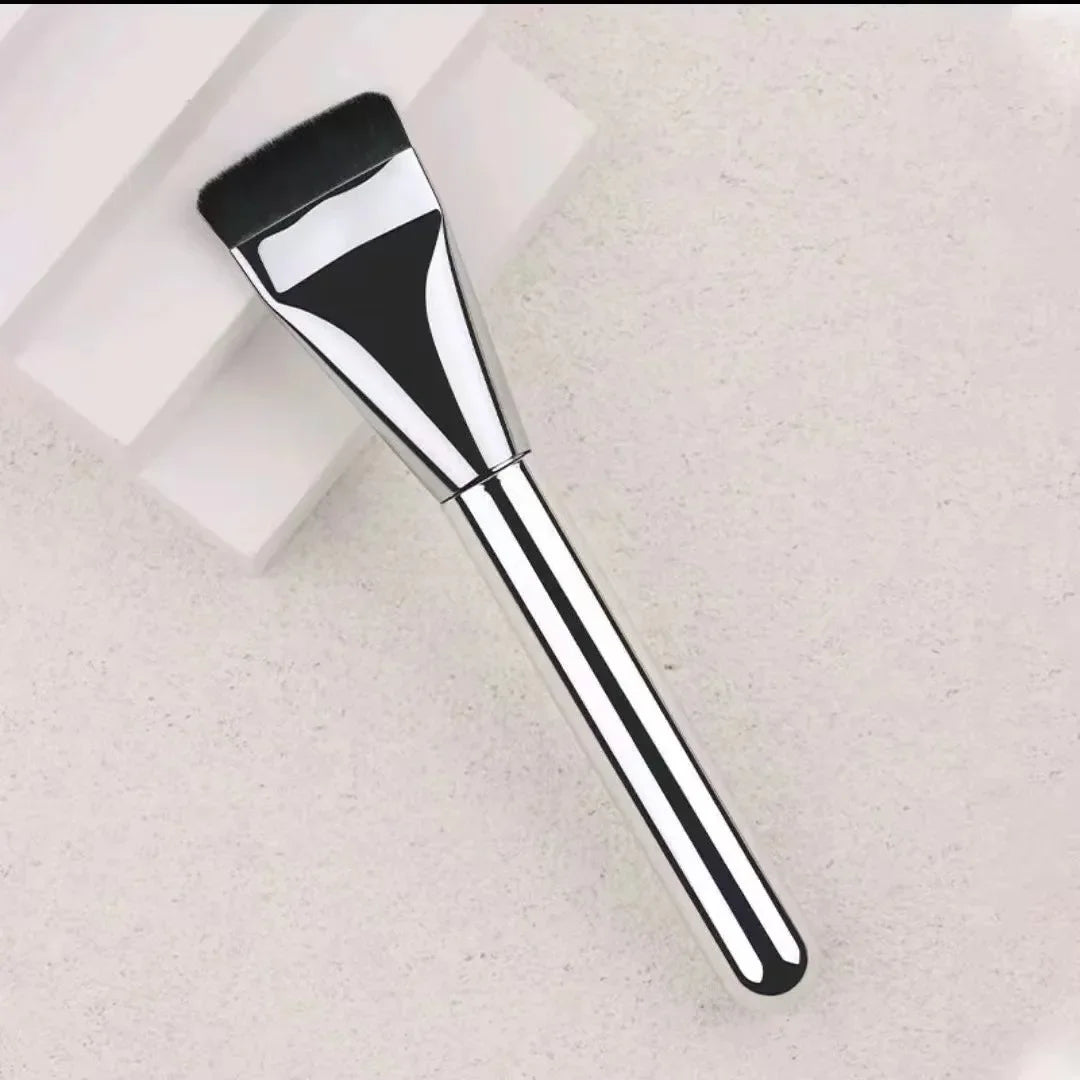 Foundation Brush Synthetic Hair Makeup Tool Plastic Handle