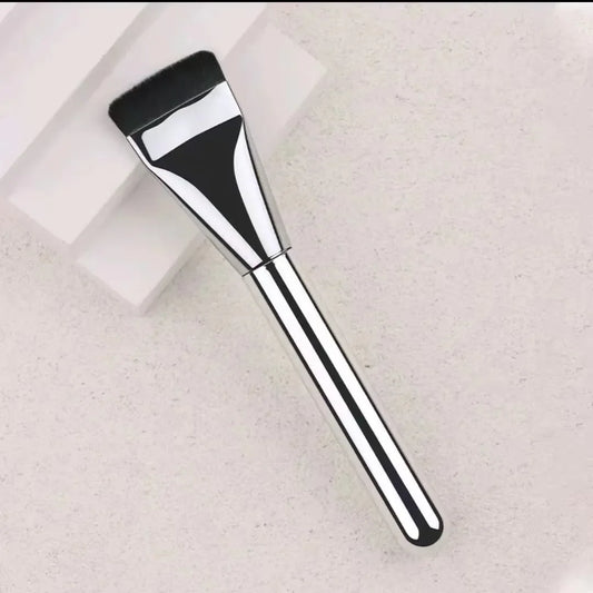 Foundation Brush Synthetic Hair Makeup Tool Plastic Handle