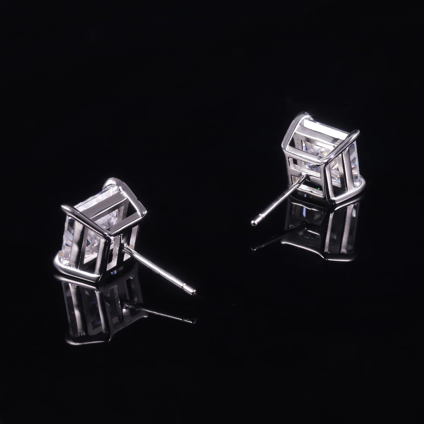 GEM'S BALLET 0.4 - 3.0CT D Color Classic Claw Prong Princess Cut
