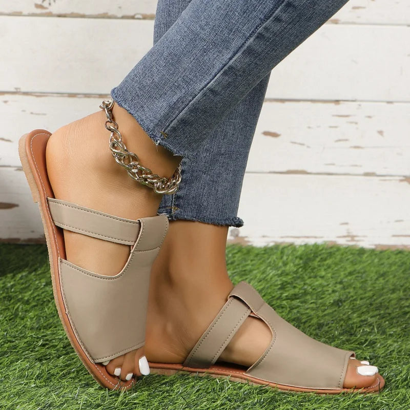 2024 Summer Slippers Women Flat Luxury Outdoor Beach Flip Flops