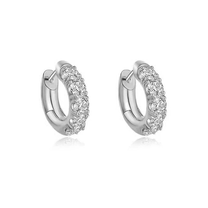 A pair of elegant and simple temperament 925 earrings with unique moissanite design