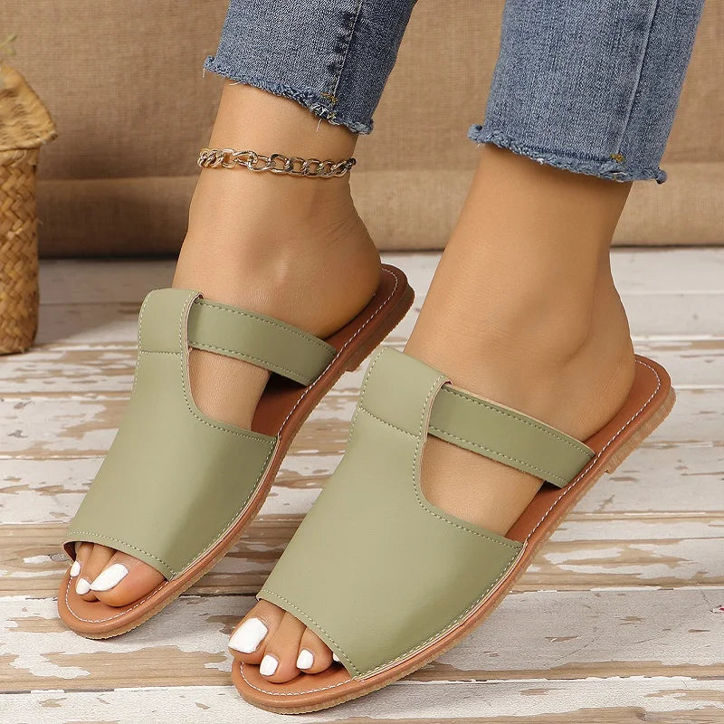 2024 Summer Slippers Women Flat Luxury Outdoor Beach Flip Flops